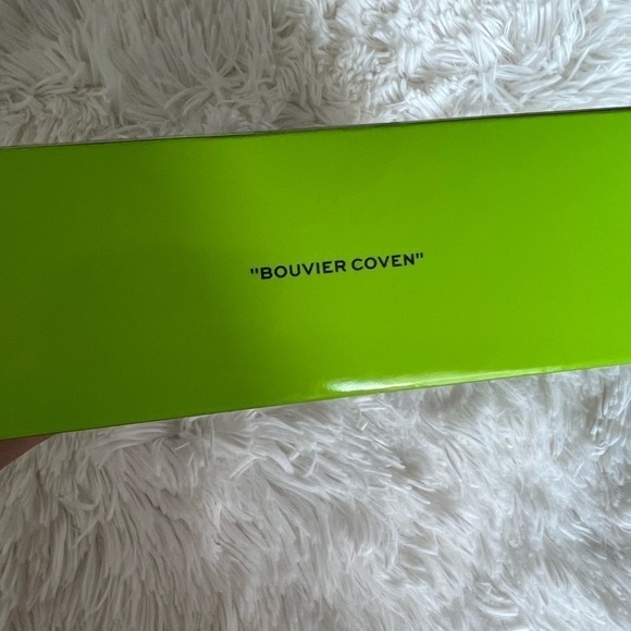 the Simpsons Treehouse of Horror makeup brushes - Picture 3 of 3